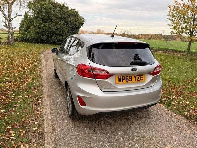 Used Ford Fiesta Trend 85 HP (62 kW) 2019 Silver Hatchback