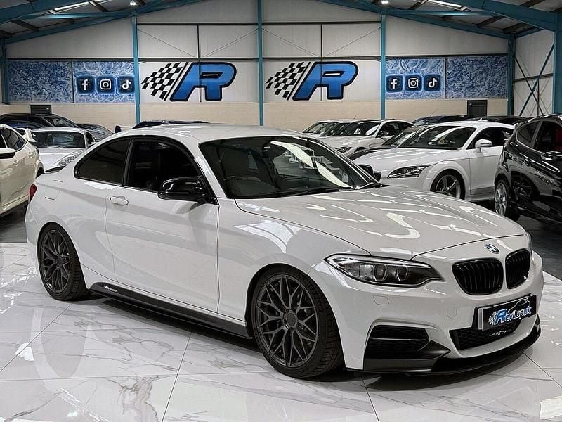 White Used 2016 BMW M240 M Sport Coupe | £20,950 (A bit pricey) - Image 1/4