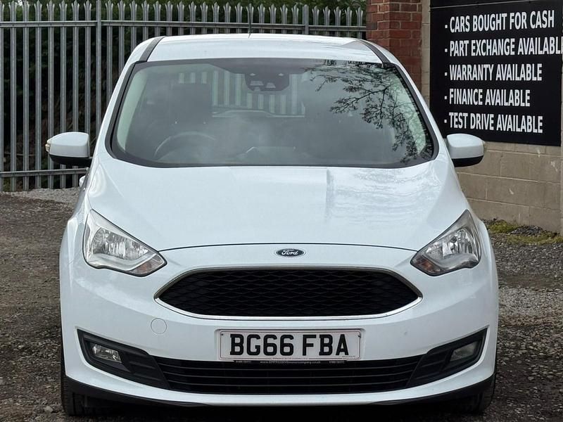 Used Ford Grand C-Max Zetec 120 HP (88 kW) 2016 White MPV