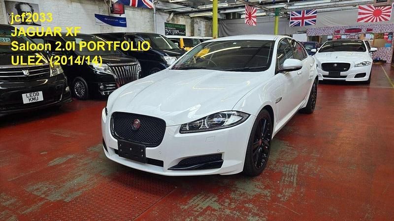 Begagnad Jaguar XF Portfolio 2025 Vit Sedan