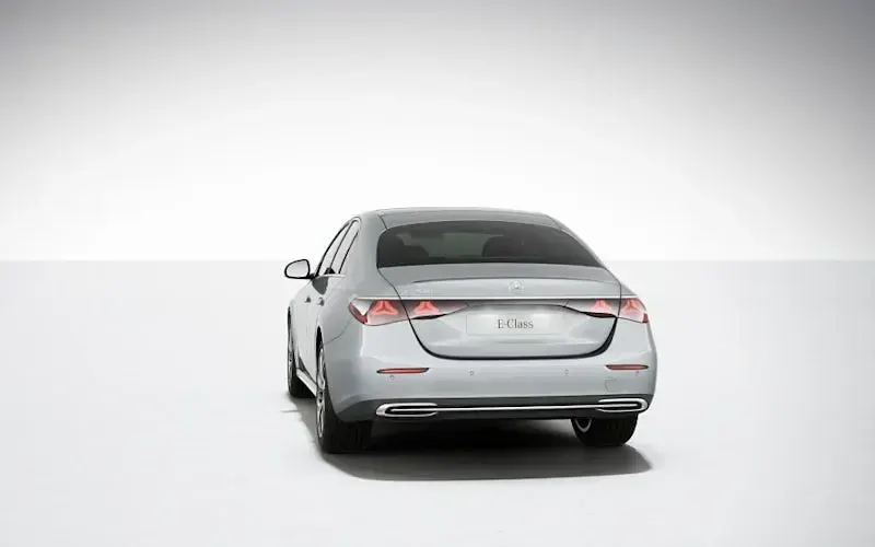 New Mercedes E200 Premium 204 HP (150 kW) 2026 Sedan