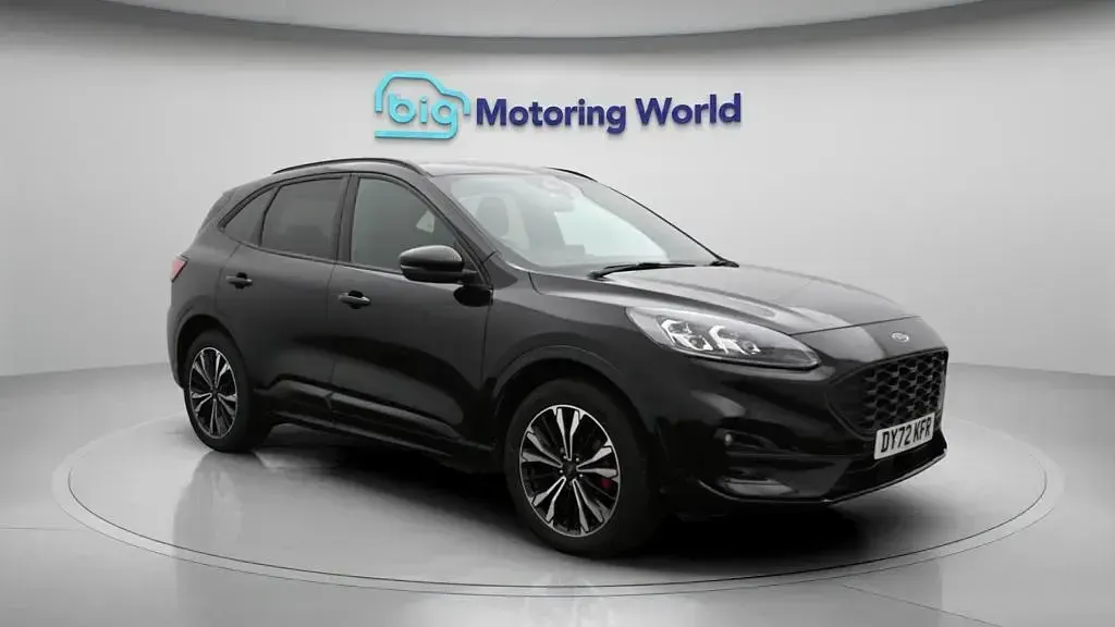Used Ford Kuga ST-Line X 225 HP (165 kW) 2023 SUV
