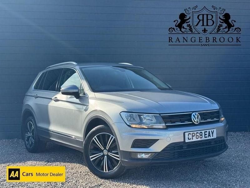 Usado VW Tiguan SE 150 HP (110 kW) 2018 Prateado SUV