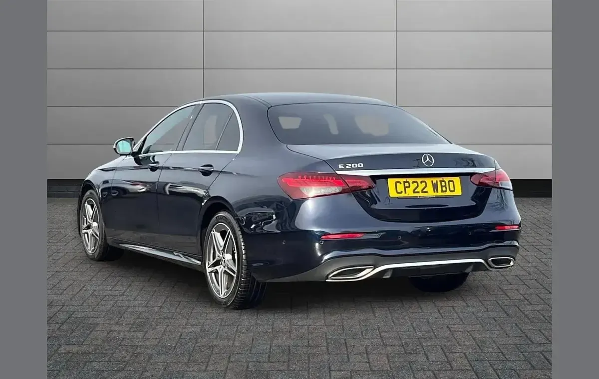 Used Mercedes E200 AMG line 194 HP (142 kW) 2022 Blue Sedan