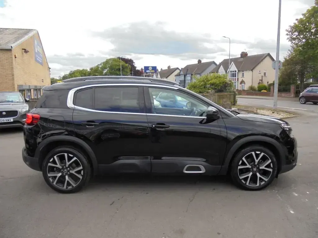 Used Citroën C5 Shine 2021 Black Hatchback
