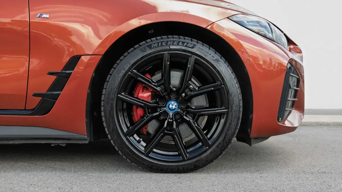 Used BMW i4 M Sport 246 kW (335 HP) 2023 Orange Sedan