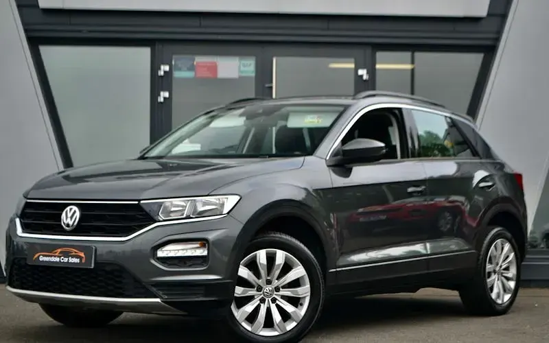 Used VW T-Roc SE 116 HP (85 kW) 2019 SUV