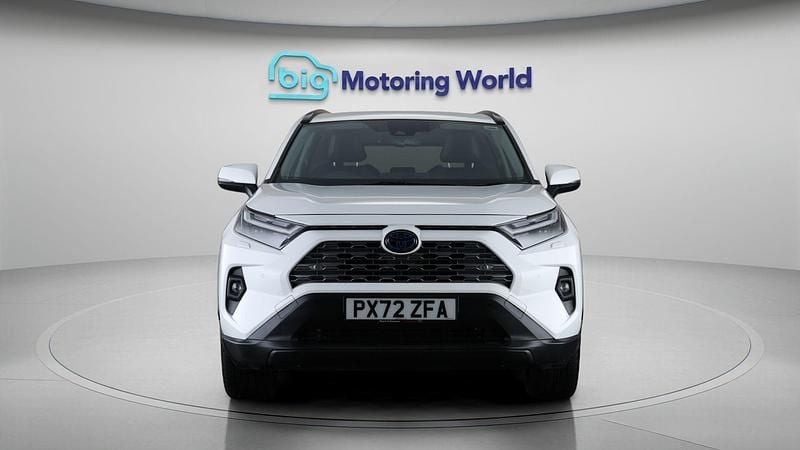 Used Toyota RAV4 Hybrid 219 HP (161 kW) 2022 SUV