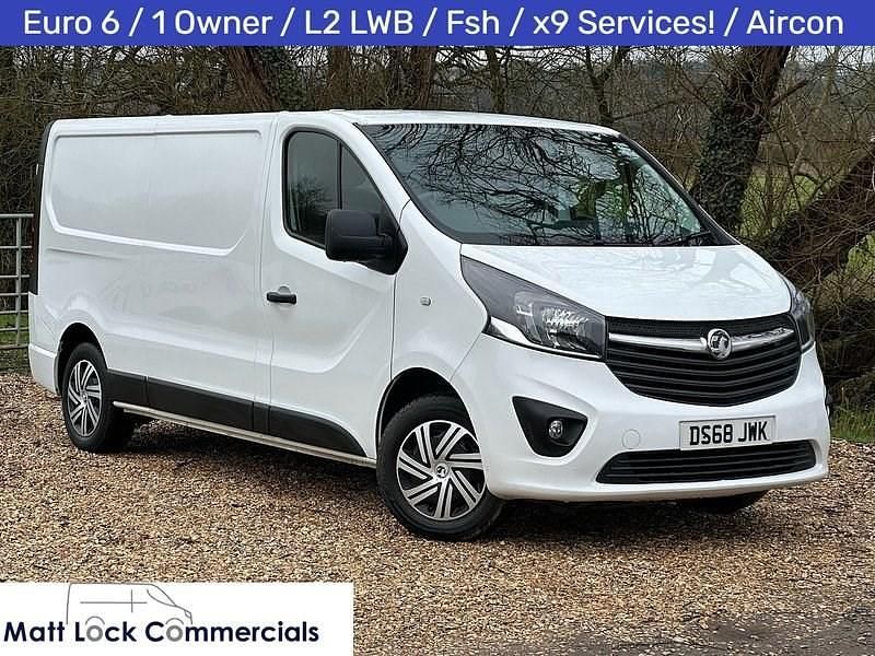 Used Vauxhall Vivaro Sportive 120 HP (88 kW) 2018 White MPV