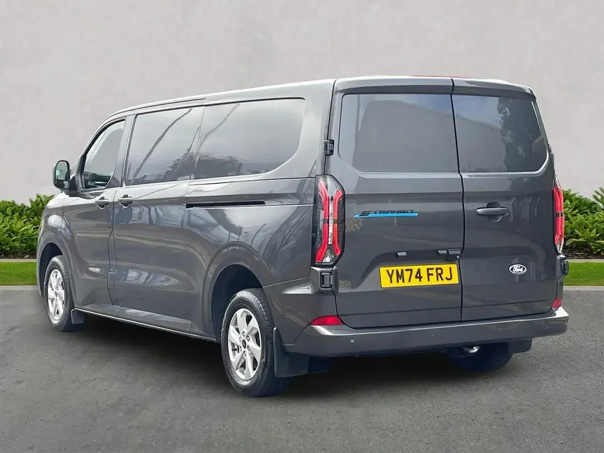 Used Ford Transit Custom Limited 100 kW (136 HP) 2024 Grey Van