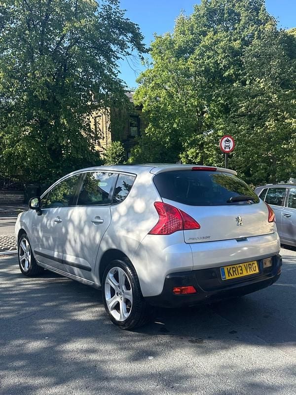 Silver Used 2013 Peugeot 3008 Allure Hatchback | £2,995 (Super price) - Image 1/4