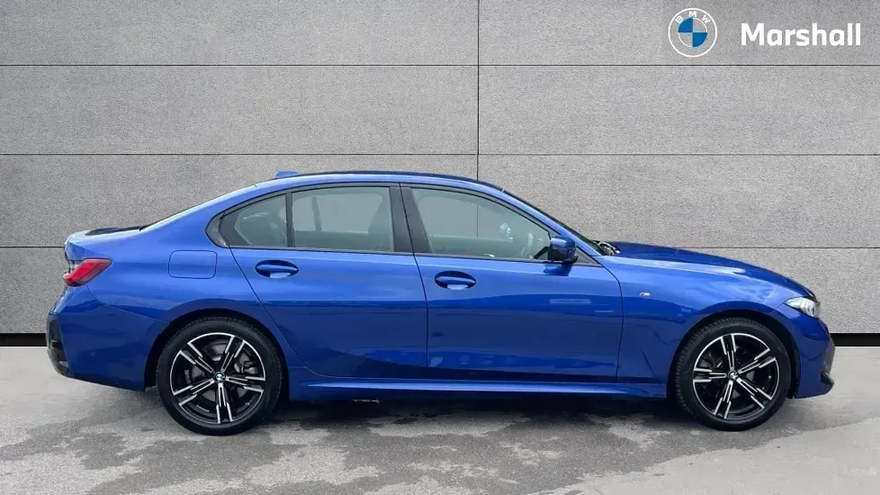 Used BMW 330e M Sport 292 HP (214 kW) 2025 Blue
