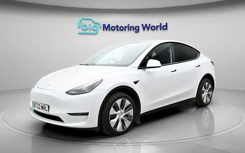 Usado Tesla Model Y Long Range AWD 286 kW (389 HP) 2025 SUV