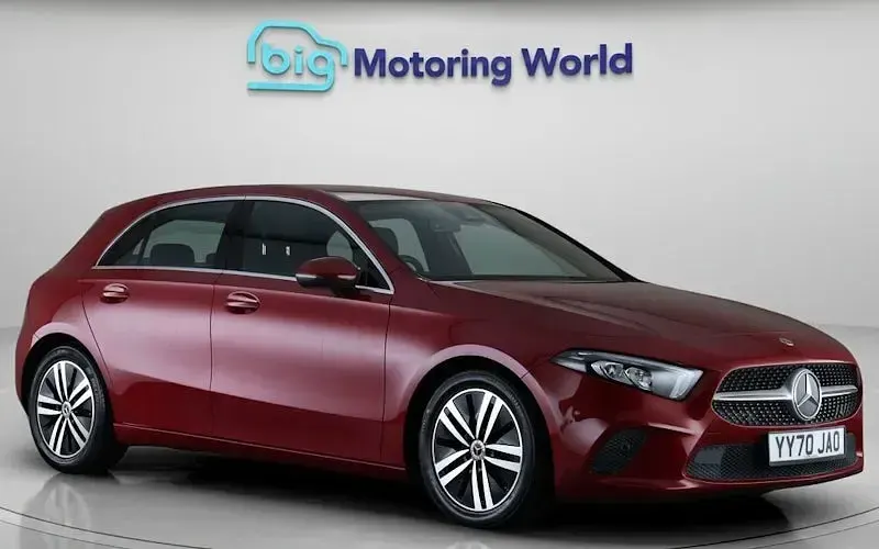 Begagnad Mercedes A180 Executive 136 HK (100 kW) 2022 Halvkombi