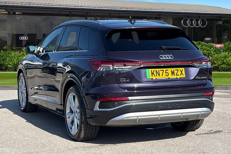 Second-hand Audi Q4 e-tron S-Line 210 kW (286 CP) 2025 Mov SUV