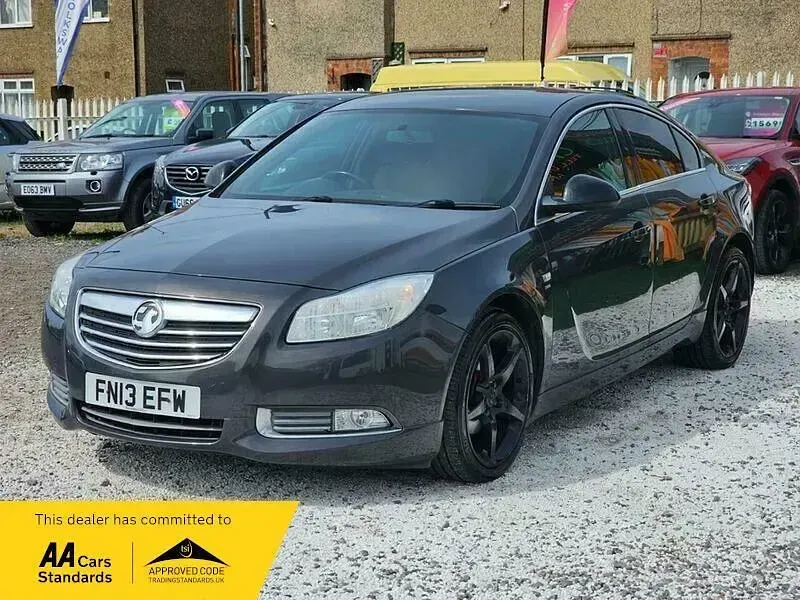 Used Vauxhall Insignia SRi 163 HP (119 kW) 2013 Grey Hatchback