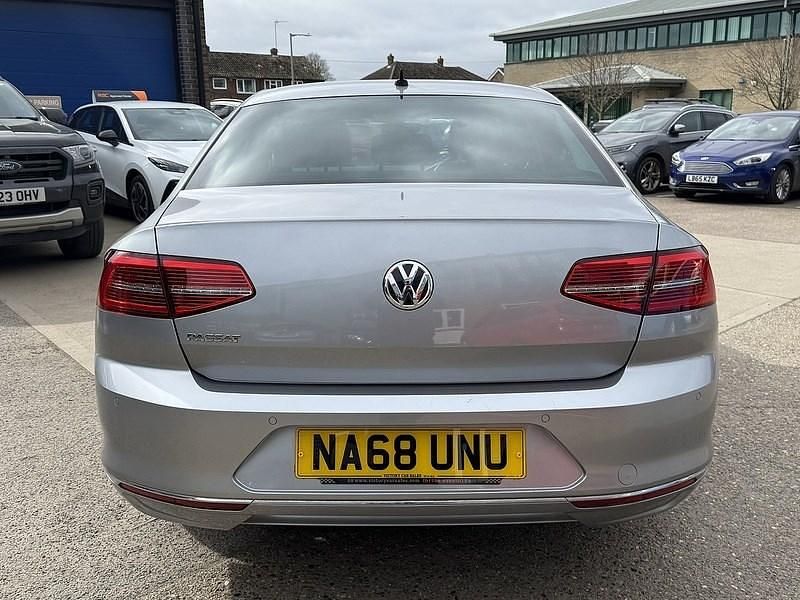 Used VW Passat GT 150 HP (110 kW) 2018 Silver Sedan