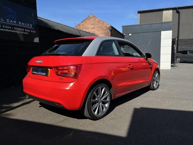 Usado Audi A1 Sport 2011 Vermelho Citadino