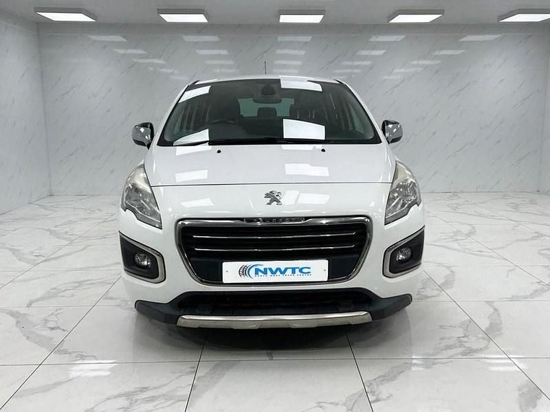 Used Peugeot 3008 Active 2015 White Hatchback
