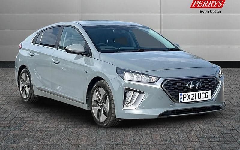 Used 2021 Hyundai Ioniq Premium SE Sedan | £15,399 (Fair price) - Image 1/4