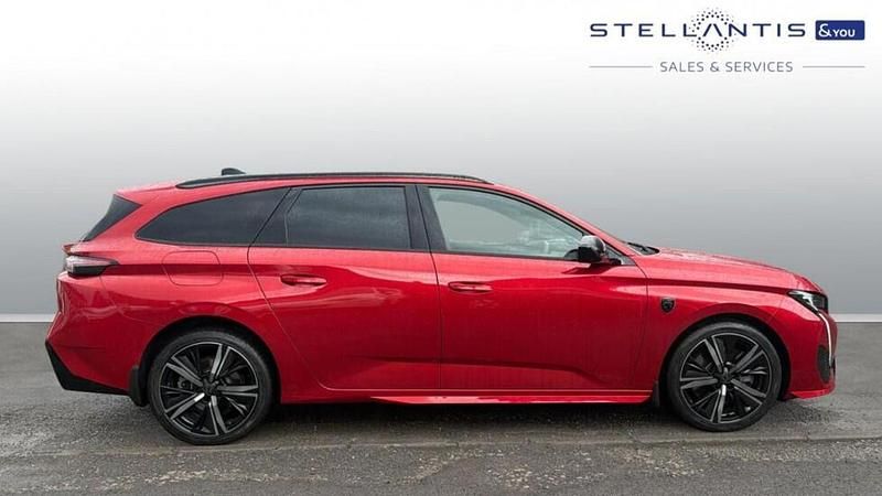 Used Peugeot 308 SW Premium 143 HP (105 kW) 2026 Red Estate