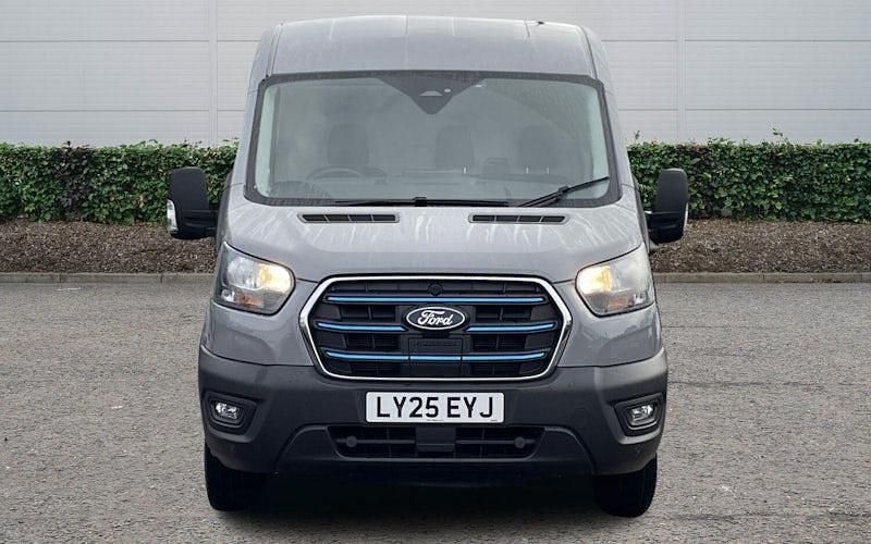 Used Ford Transit 197 kW (269 HP) 2025 Van