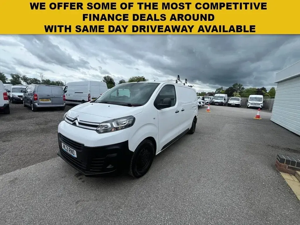 Used Citroën Dispatch 2021 White MPV