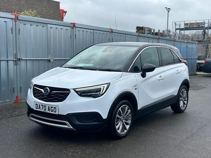 White Used 2020 Vauxhall Crossland X S SUV | £8,995 (A bit pricey) - Image 1/3
