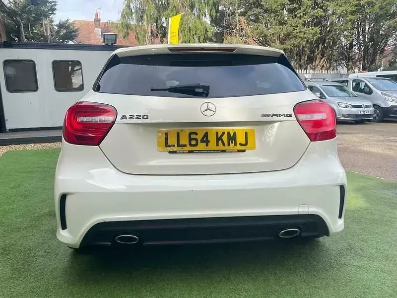 Usado Mercedes A220 AMG 2014 Branco Citadino
