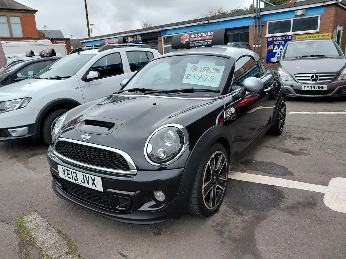 Used Mini Cooper S Coupé 143 HP (105 kW) 2013 Black Coupe