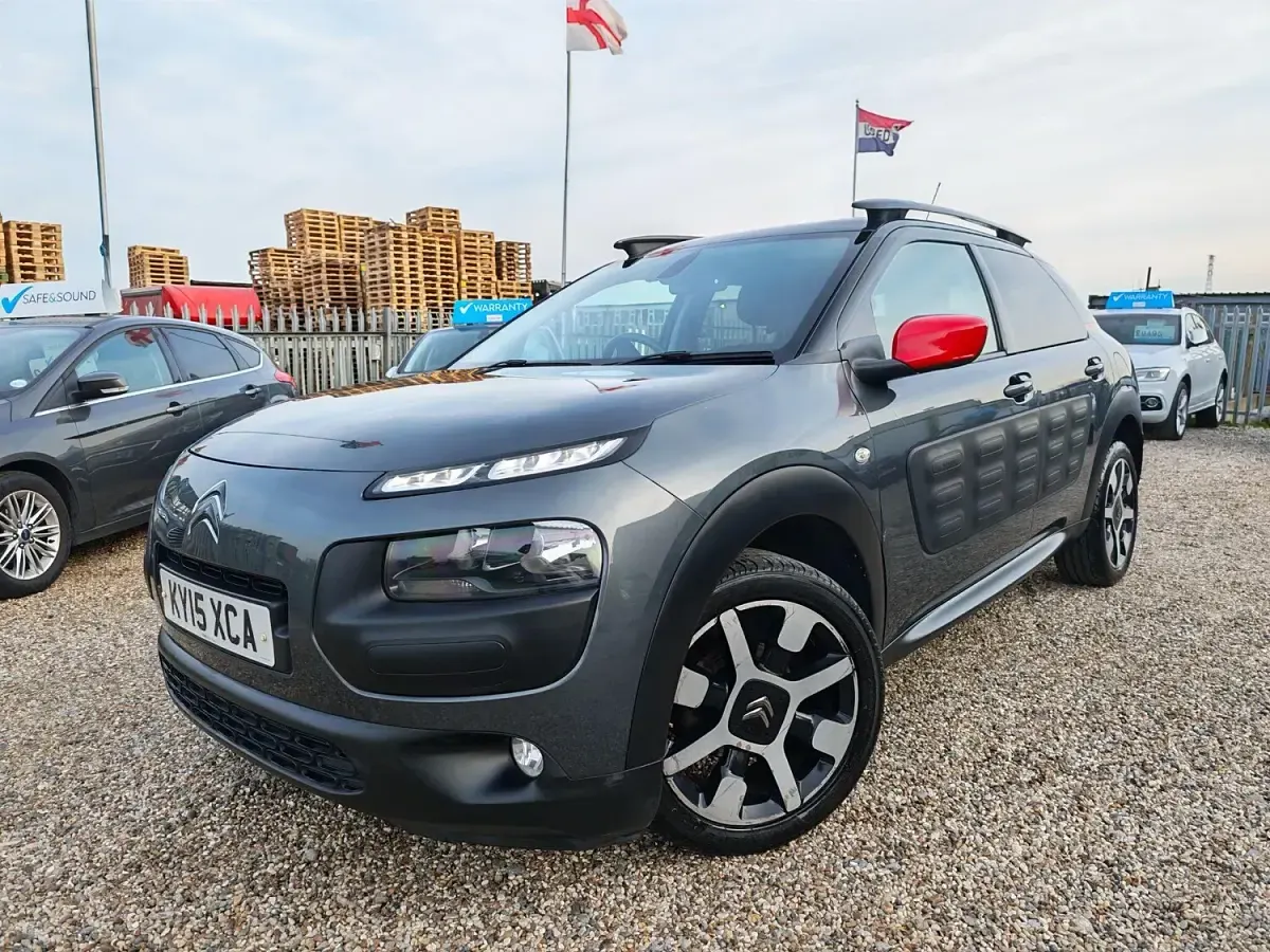 Used Citroën C4 Cactus Flair 110 HP (80 kW) 2015 Grey Hatchback