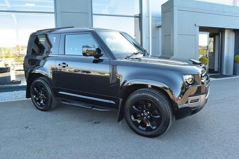 Second-hand Land Rover Defender SE Dynamic 250 CP (183 kW) 2023 Negru SUV