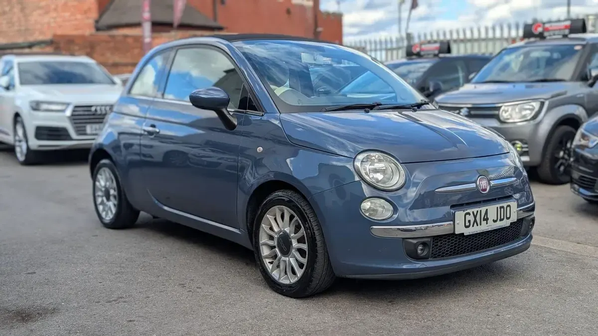 Used Fiat 500 Lounge 85 HP (62 kW) 2014 Blue Cabriolet