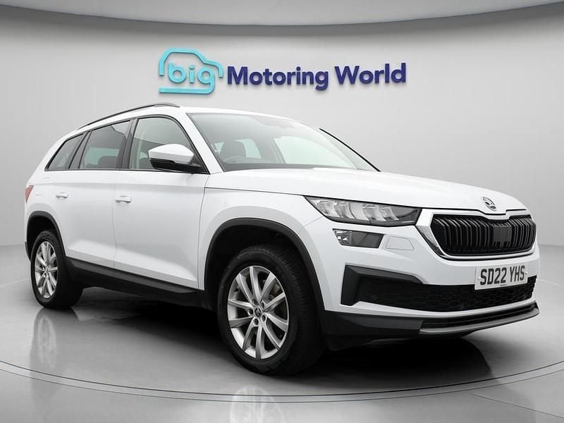 White Used 2022 Skoda Kodiaq SE SUV | £23,100 (Fair price) - Image 1/4