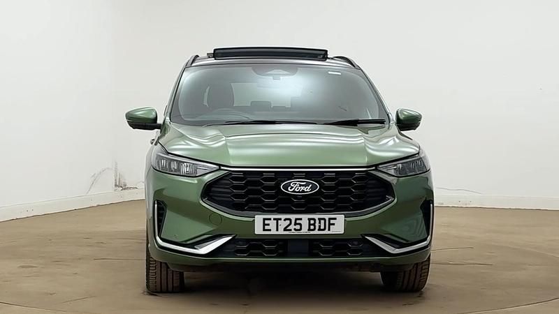 Used Ford Kuga ST-Line X 243 HP (178 kW) 2025 Green SUV