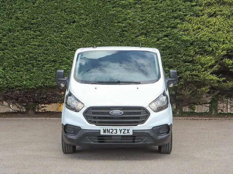 Used Ford Transit Custom S 105 HP (77 kW) 2023 White Van