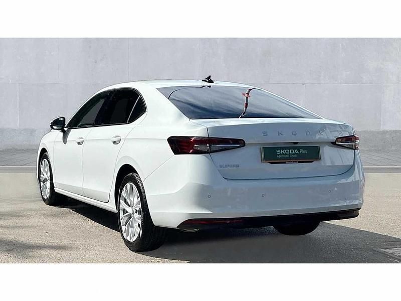 Used Skoda Superb SE L 150 HP (110 kW) 2025 Pure white  Hatchback