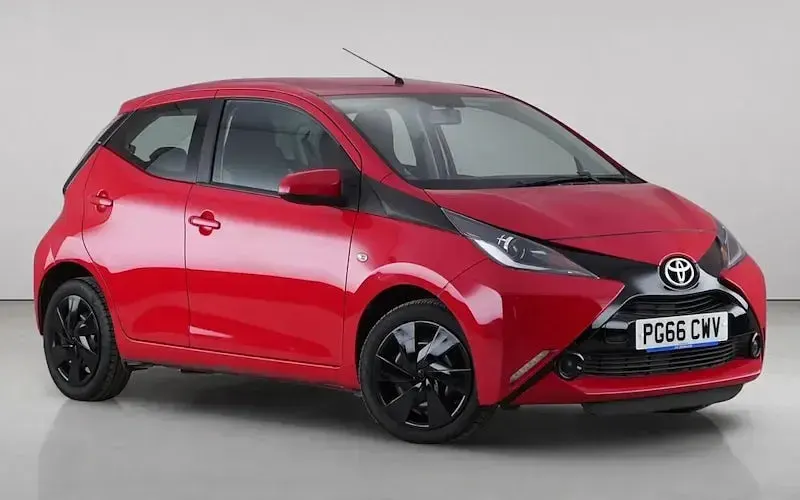 Used Toyota Aygo X-play 69 HP (50 kW) 2017 Hatchback