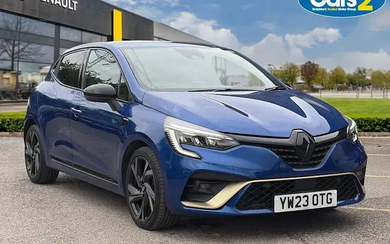 Used Renault Clio V Engineered 145 HP (106 kW) 2023 Hatchback