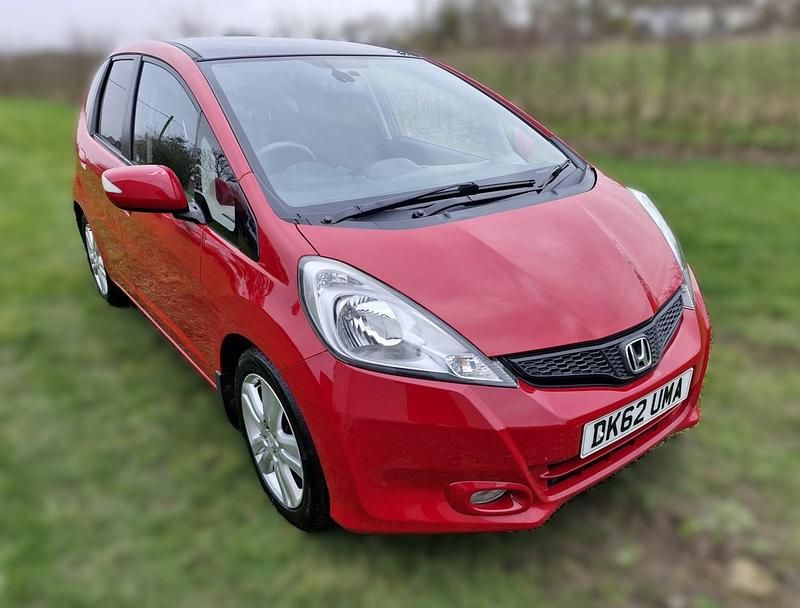 Used Honda Jazz EX 99 HP (72 kW) 2012 Red Hatchback