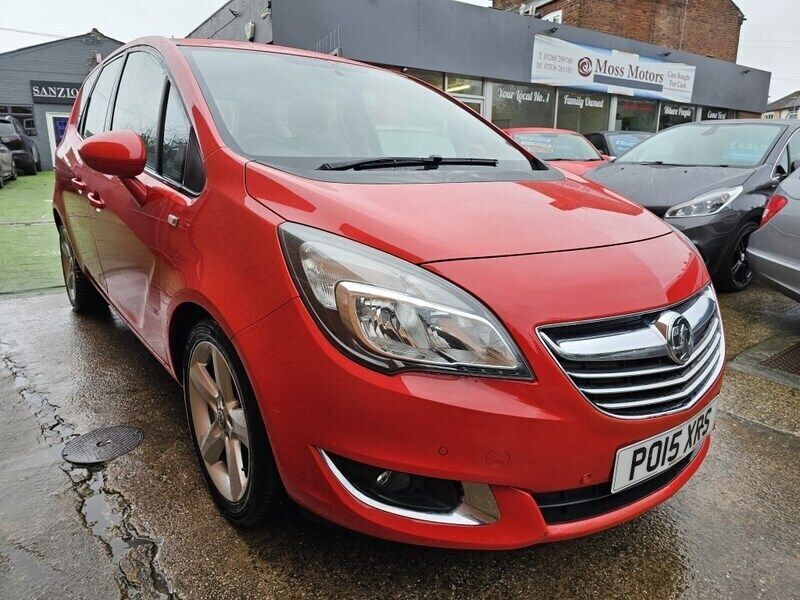 Red Used 2015 Vauxhall Meriva MPV | £5,795 (A bit pricey) - Image 1/4