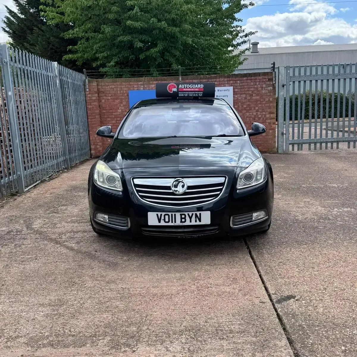 Used Vauxhall Insignia Elite 2011 Black Hatchback