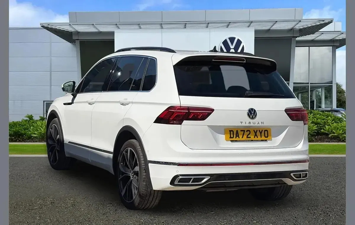 Used VW Tiguan R-line 150 HP (110 kW) 2022 White SUV
