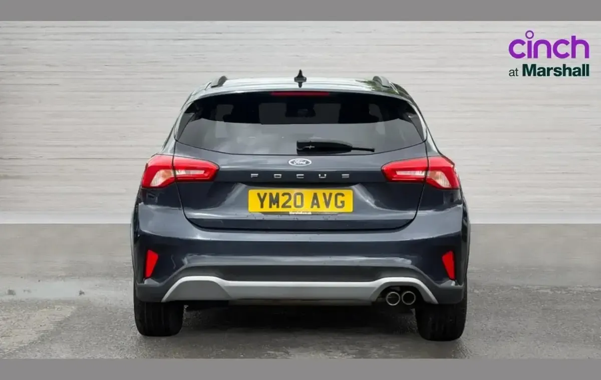 Used Ford Focus Active 125 HP (91 kW) 2020 Blue Hatchback