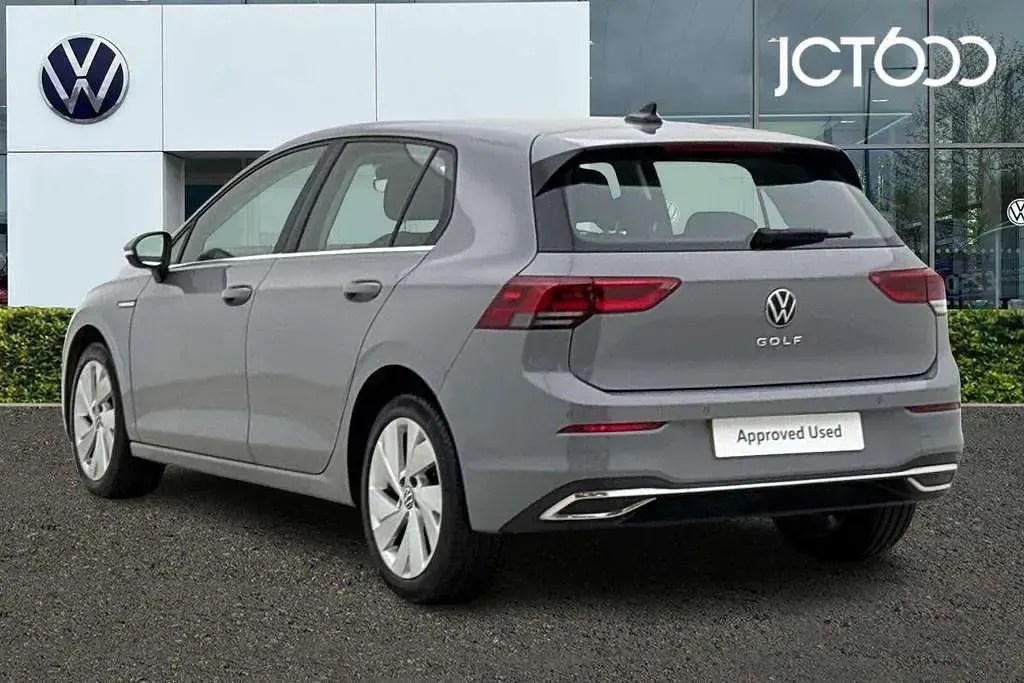 Used VW Golf VII Style 130 HP (95 kW) 2021 Grey Hatchback