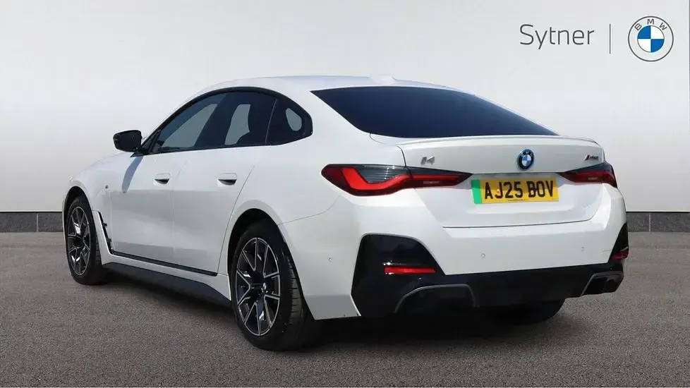 Used BMW i4 Shadowline 394 kW (537 HP) 2025 White Sedan