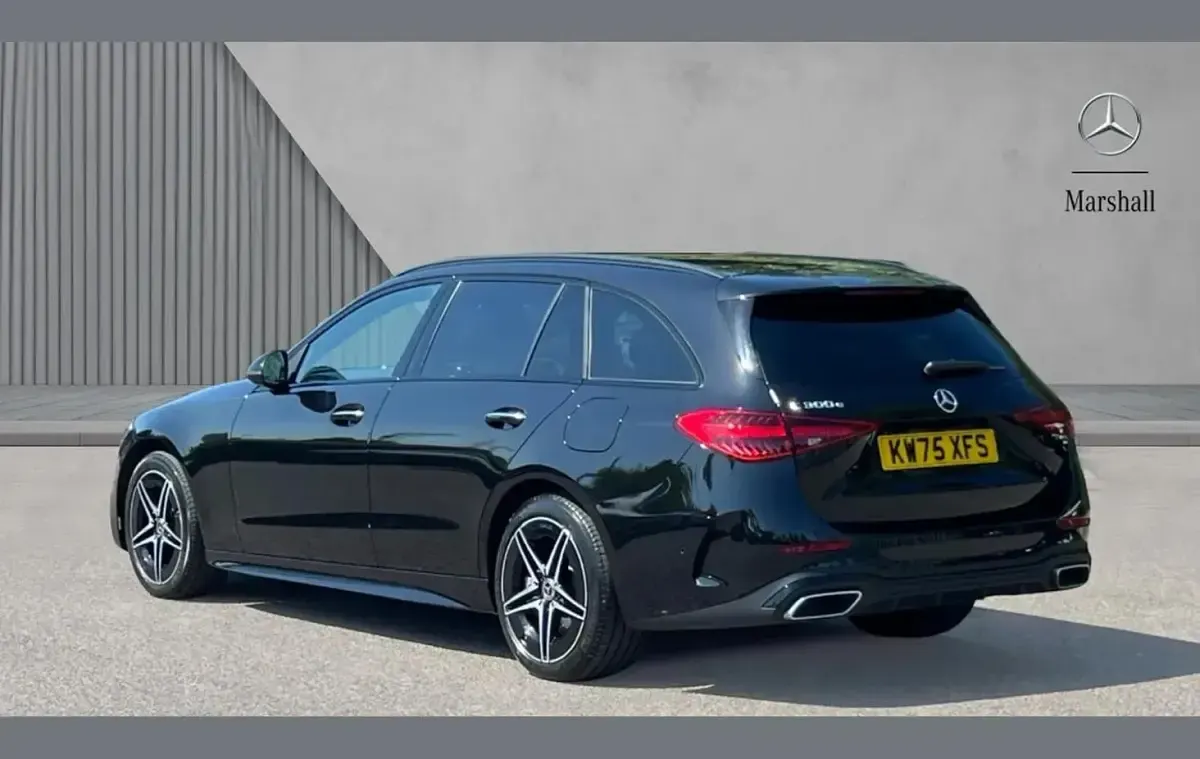 Used Mercedes C300 AMG Line Premium Plus 308 HP (226 kW) 2026 Black Estate