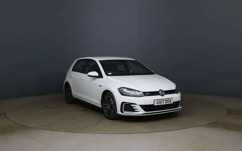 Used VW Golf VII GTE 204 HP (150 kW) 2020 Hatchback