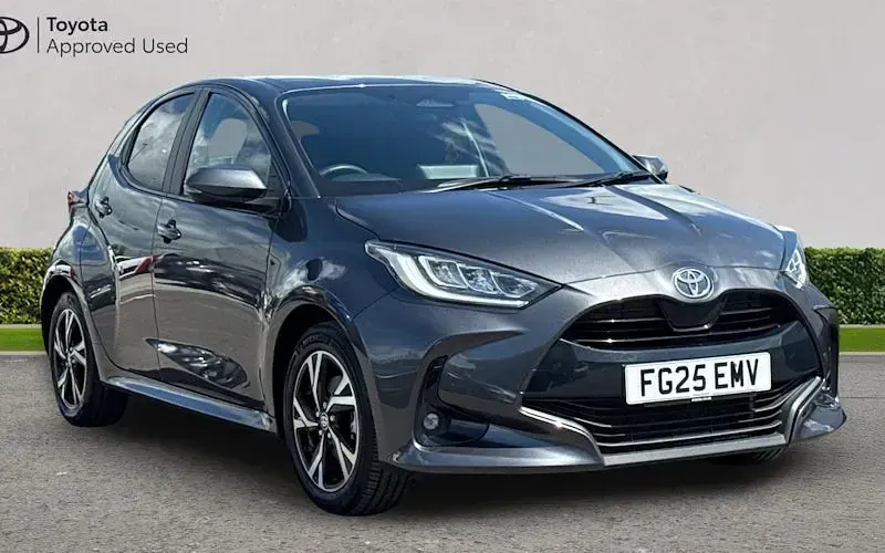 Used Toyota Yaris Design 116 HP (85 kW) 2025 Hatchback