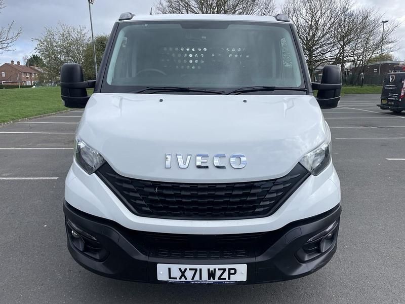 Used Iveco Daily 180 HP (132 kW) 2021 White Sedan